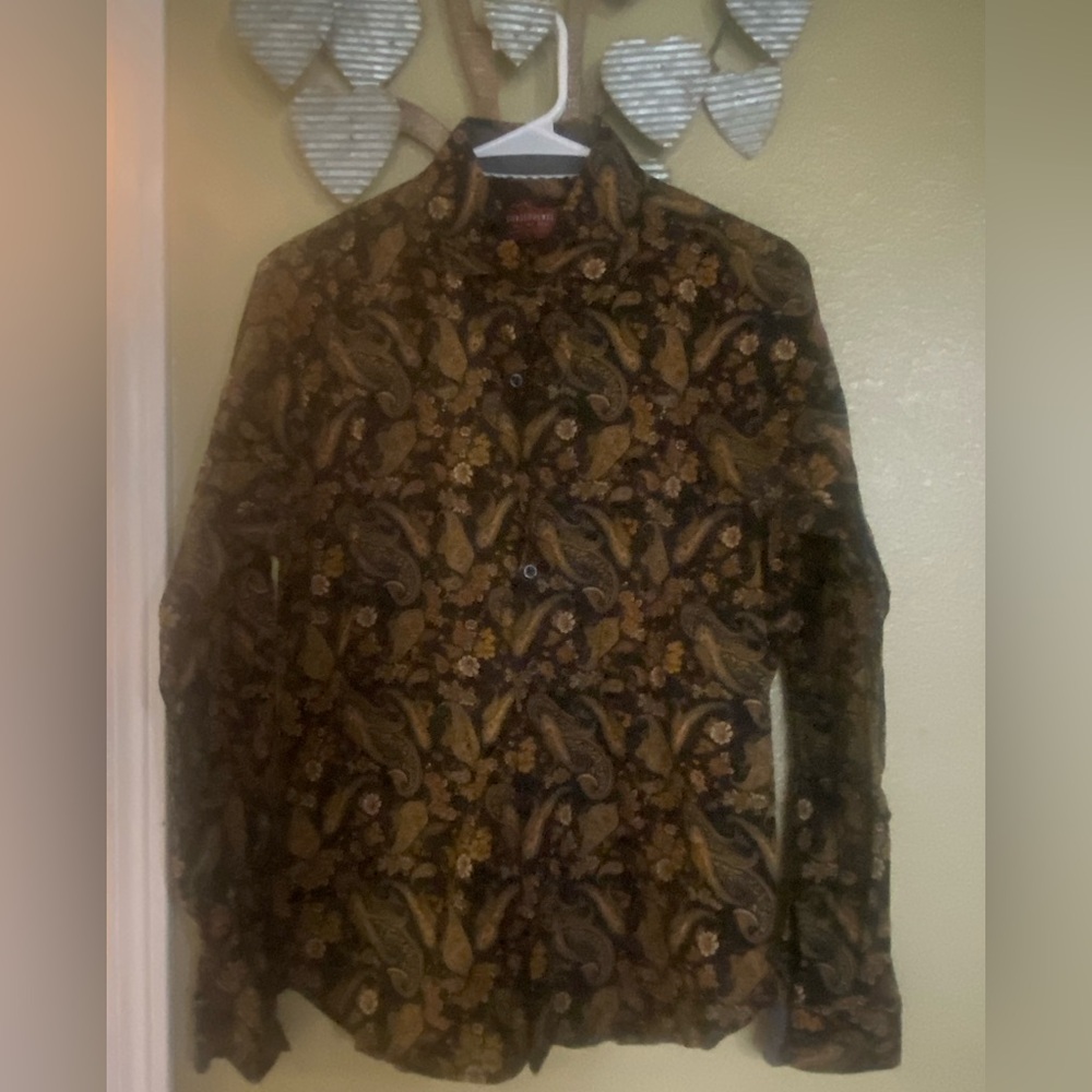 Consequence Men's Paisley Pattern button up shirt size Small